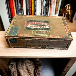 Vintage BAYUK PHILADELPHIA Hand Made Perfecto Empty Cigar Box